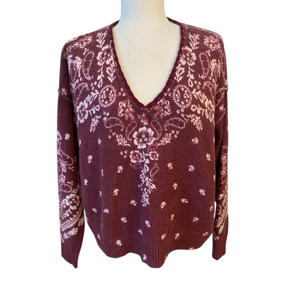 Sundance Womens Red Floral V-Neck Sweater